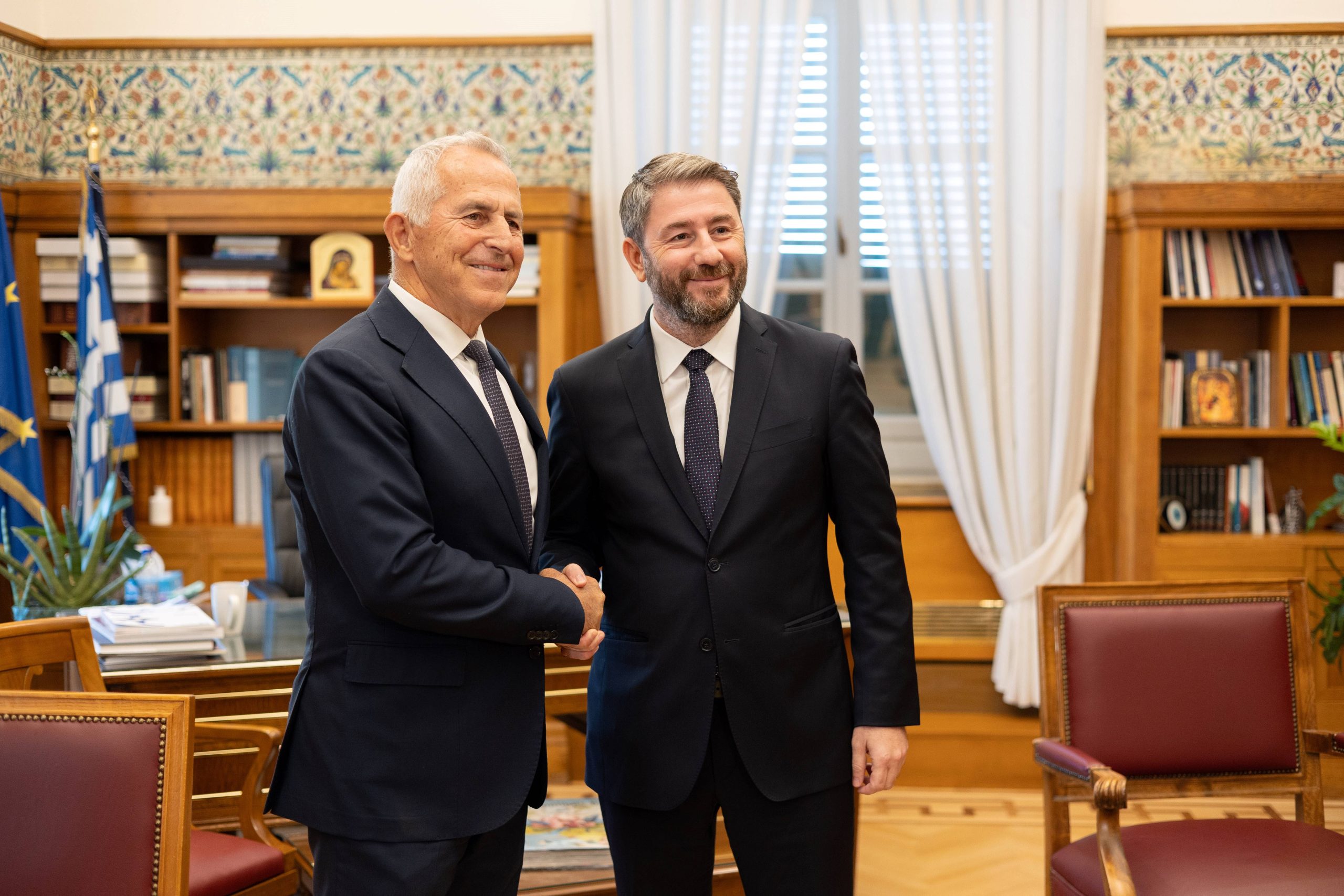 Συνάντηση Ν. Ανδρουλάκη- Ε. Αποστολάκη Συνάντηση Ν. Ανδρουλάκη- Ε. Αποστολάκη