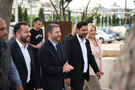 Επίσκεψη Νίκου Ανδρουλάκη στο Μητροπολιτικό Πάρκο Παύλου Μελά