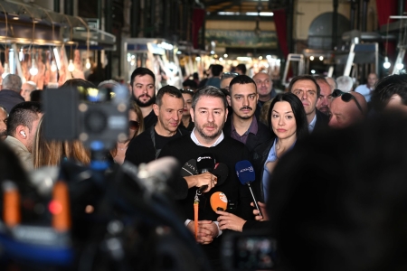Eπίσκεψη Νίκου Ανδρουλάκη στη Βαρβάκειο Αγορά